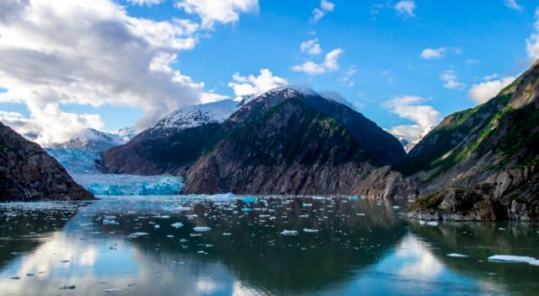 This One Spot In Alaska Should Be The 8th Wonder Of The World