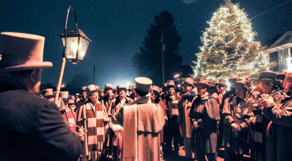 Here Are The 10 Most Enchanting, Magical Christmas Towns In Pennsylvania