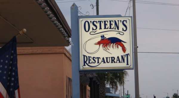 A Popular Place To Get Fried Shrimp In Florida, O’Steen’s Restaurant Is Full Of Fantastic Flavor