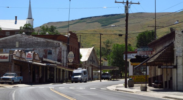 The Tiny Town In Nevada With The Most Mouthwatering Restaurant