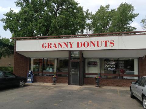 Visit This Little Donut Shop In Minnesota For The Best Apple Fritters Of Your Life