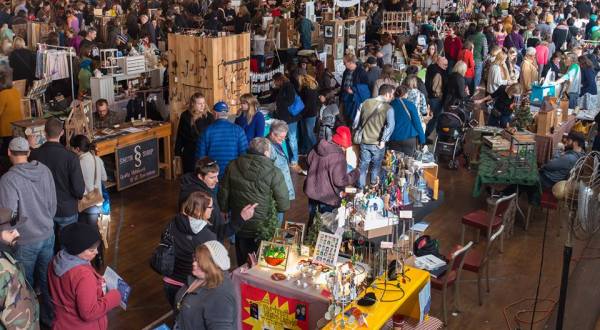 8 Must-Visit Craft Shows In Michigan Where You’ll Find Incredible Stuff