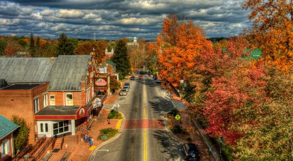 The One Virginia Town That’s So Perfectly Southern