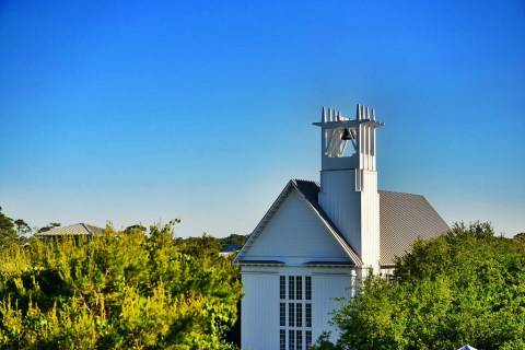 The Chapel In Florida That's Located In The Most Unforgettable Setting