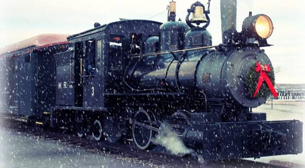 The Magical Polar Express Train Ride In Maine Everyone Should Experience At Least Once
