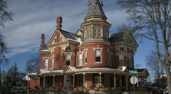 The Stunning Bed And Breakfast In Arkansas That’s Straight Out Of A Fairy Tale