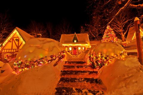 North Pole Turns Into A Winter Wonderland Each Year In New York