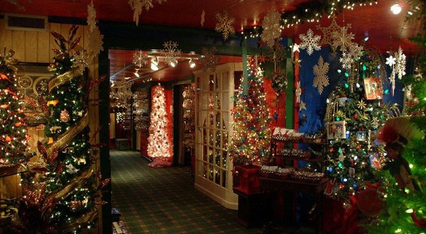 The Christmas Store In North Carolina That’s Simply Magical