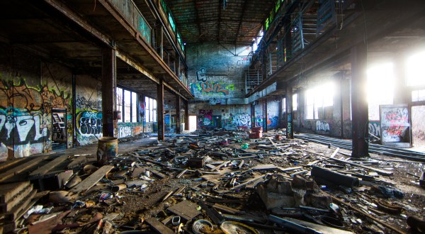 The Remnants Of This Abandoned Gas Company In Wisconsin Are Hauntingly Beautiful