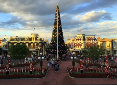 It's Not Christmas In Florida Until You Do These 12 Enchanting Things