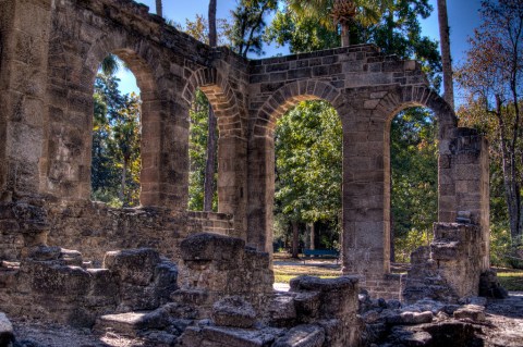 The Ruins Of This Florida Sugar Mill Are Hauntingly Beautiful