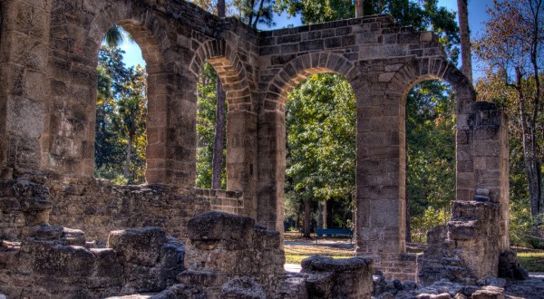The Ruins Of This Florida Sugar Mill Are Hauntingly Beautiful