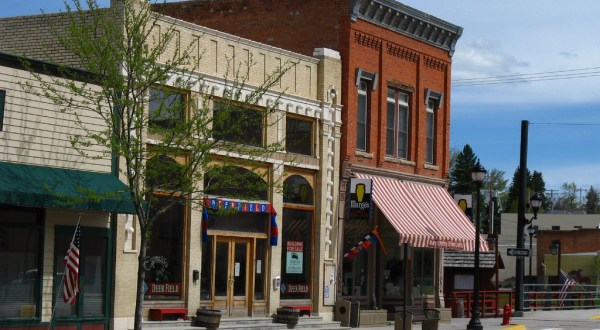 10 Picture Perfect Main Streets In Wyoming You’ll Want To Visit