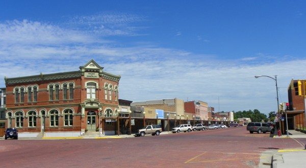 10 Small Towns In Rural Kansas That Are Downright Delightful