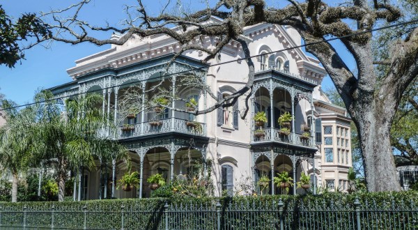 8 Historic Neighborhoods in New Orleans That Will Transport You To The Past