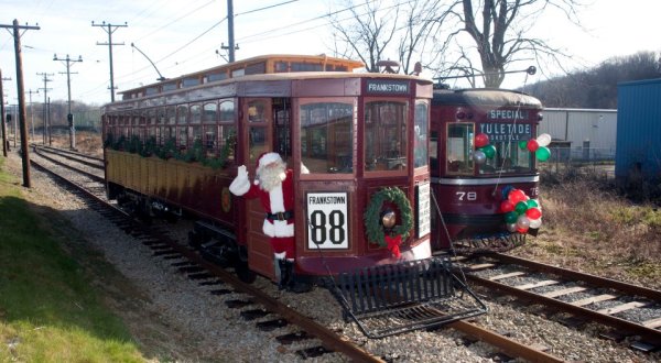 Board This Christmas Trolley In Pennsylvania For The Ultimate Holiday Cheer