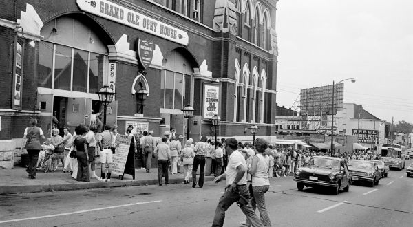 These 10 Photos of Nashville In The 1970s Are Mesmerizing