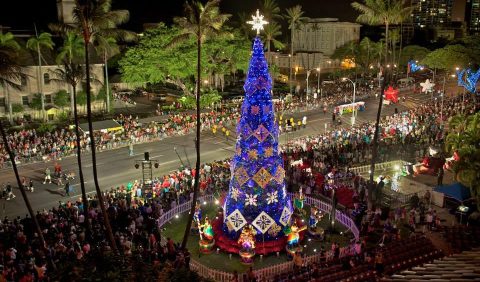 8 Christmas Light Displays In Hawaii That Are Pure Magic