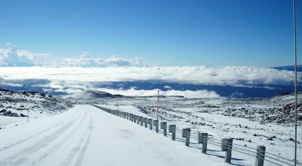 Mauna Kea Is The One Breathtaking Place In Hawaii Where It Actually Snows