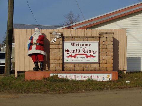 Santa Claus Turns Into A Winter Wonderland Each Year In Georgia