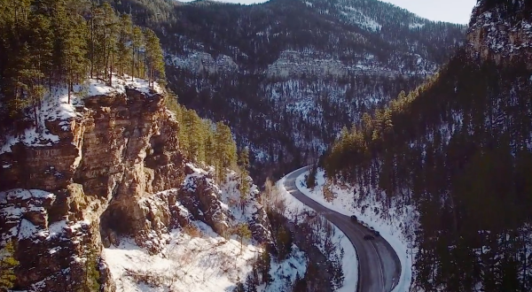A Drone Flew Over These Stunning Places In South Dakota And Captured Mesmerizing Footage