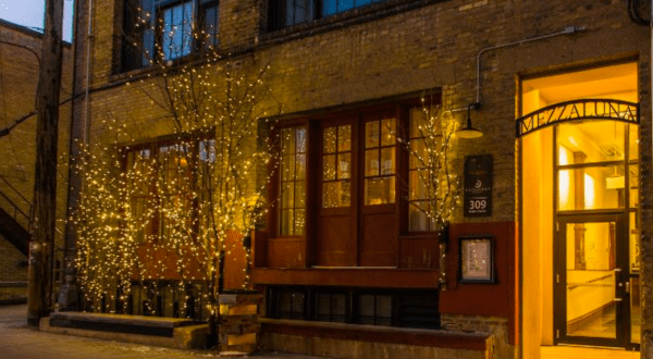 Here Are The 5 Most Romantic Restaurants In North Dakota And You’re Going To Love Them