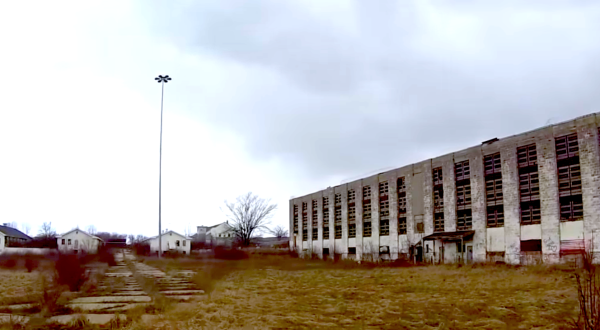 A Maximum Security Prison Was Completely Abandoned In Michigan And What’s Left Is Haunting