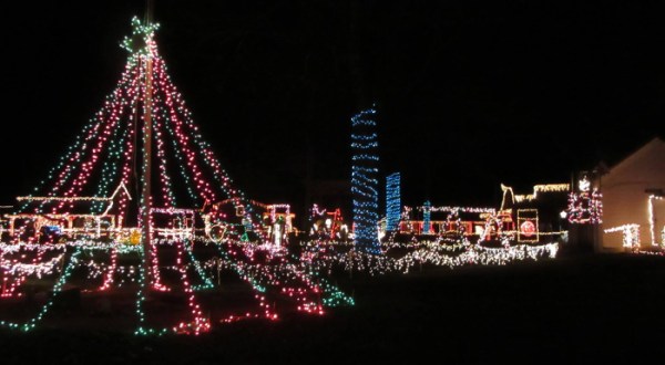 It’s Not Christmas In West Virginia Until You Do These 10 Enchanting Things