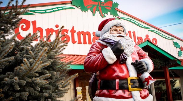 The Christmas Store in South Dakota That’s Simply Magical