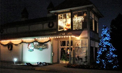 The Christmas Store In New Hampshire That's Simply Magical