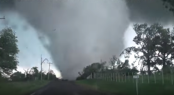 You’ve Never Seen Anything Like This Up Close Footage Of An Oklahoma Tornado