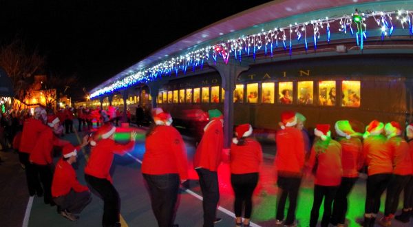 The Magical Polar Express Train Ride In Vermont Everyone Should Experience At Least Once