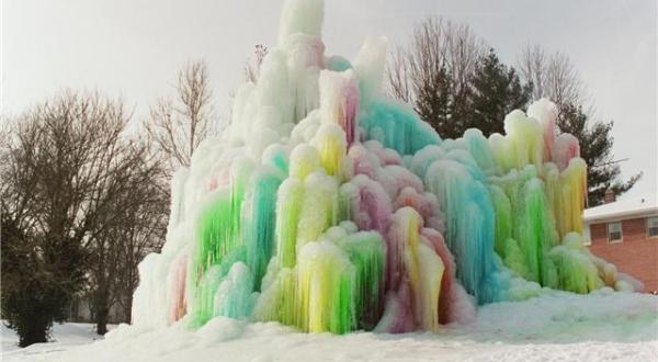The Wintery Phenomenon You’ll Only Find In Indiana Is Absolutely Enchanting