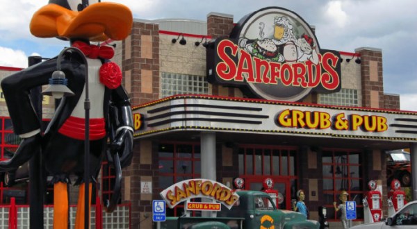 The Quirkiest Restaurant In Wyoming That’s Impossible Not To Love