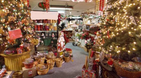 The Christmas Store In Alabama That’s Simply Magical