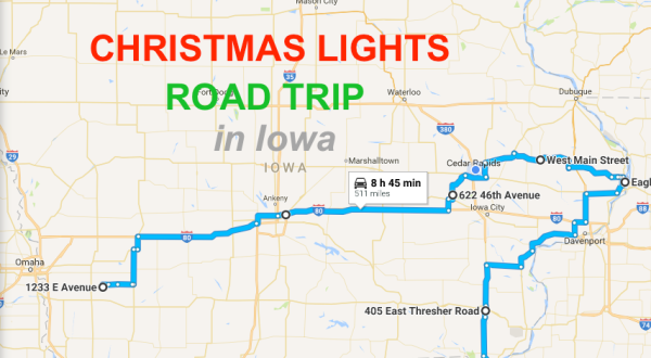 The Christmas Lights Road Trip Through Iowa That’s Nothing Short Of Magical