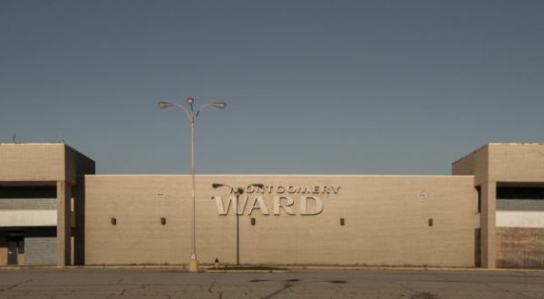 The Abandoned Mall In Missouri That’s An Eerie Reminder Of The Past