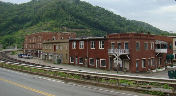 Matewan, West Virginia Has A Dark History That May Never Be Forgotten