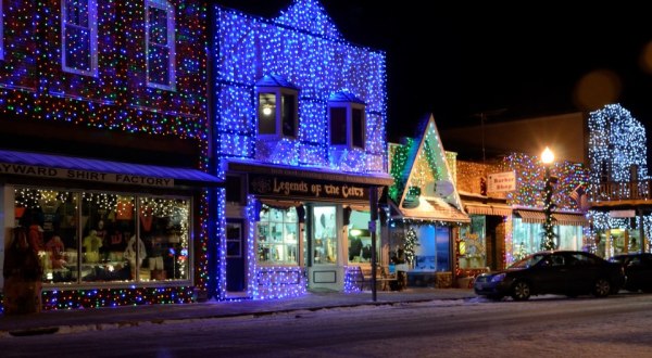 Hayward Turns Into A Winter Wonderland Each Year In Wisconsin