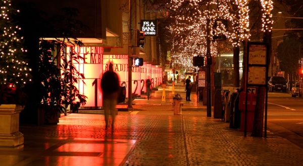 10 Main Streets Surrounding San Francisco That Are Pure Magic During Christmastime