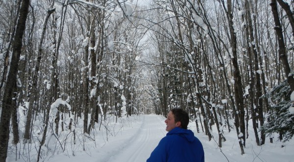 The Easy 1-Mile Winter Hike In Michigan That’s Positively Bewitching