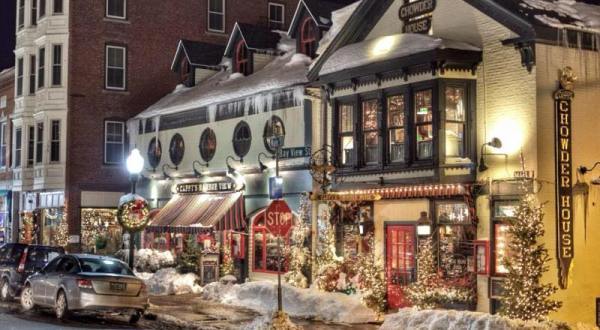 10 Main Streets In Maine That Are Pure Magic During Christmastime