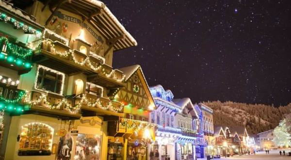 10 Main Streets In Washington That Are Pure Magic During Christmastime