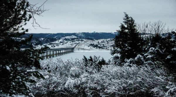 8 South Dakota State Parks That Are Pure Magic In The Wintertime