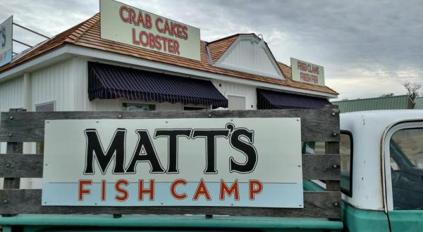 12 Amazing Restaurants Along The Delaware Coast You Must Try Before You Die