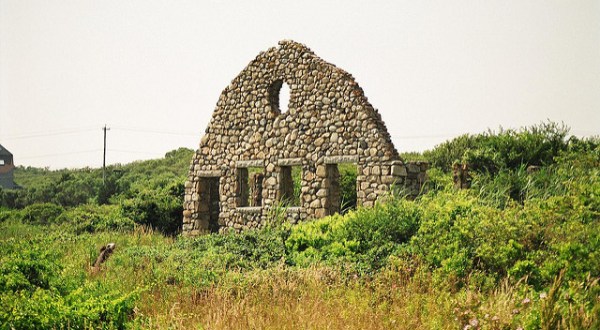 These 9 Unbelievable Ruins In Rhode Island Will Transport You To The Past