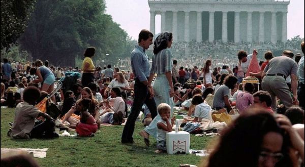 These 10 Photos of Washington DC In The 1970s Are Mesmerizing