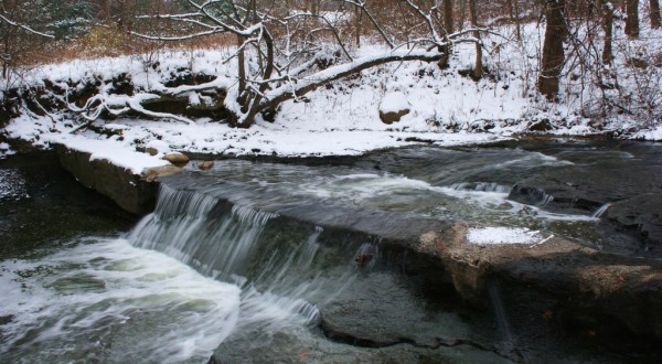 The Easy 1-Mile Winter Hike In Ohio That’s Positively Bewitching
