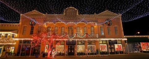 10 Main Streets In Mississippi That Are Pure Magic During Christmastime