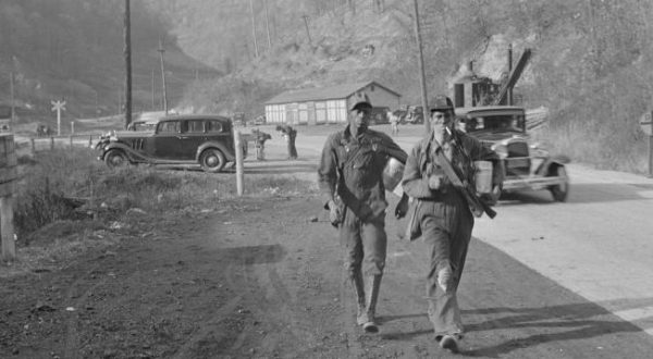 These 19 Rare Photos Show Kentucky’s Mining History Like Never Before